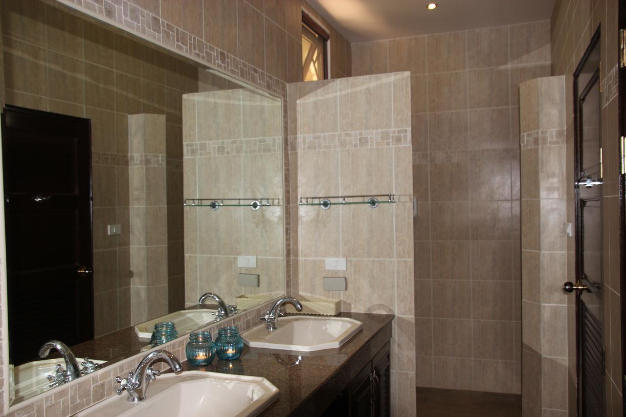 Sibaja Palms Sunset Beach Luxury Villa Taling Ngam Beach Exteriör bild