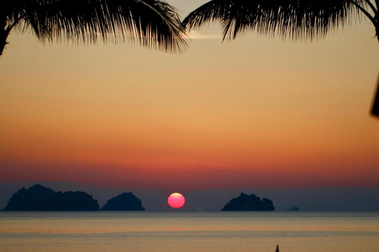 Sibaja Palms Sunset Beach Luxury Villa Taling Ngam Beach Exteriör bild